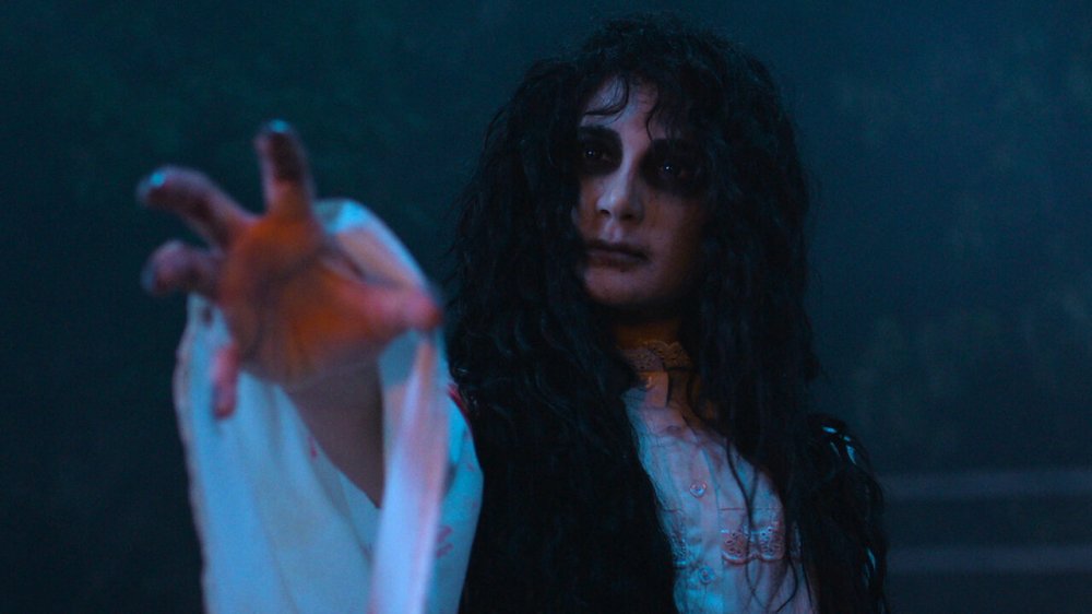 Suzzanna: Lời Nguyền Đêm Thứ Sáu - Suzzanna: Kliwon Friday Night