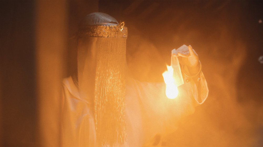 Mưa Trên Cánh Bướm - Don’T Cry, Butterfly